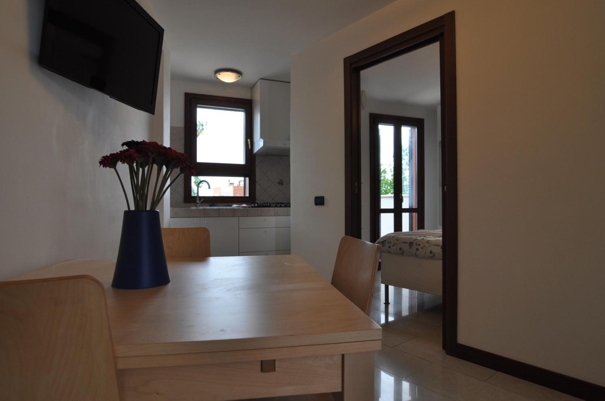 Flatinrome Residence Fiera Ponte Galeria Room photo